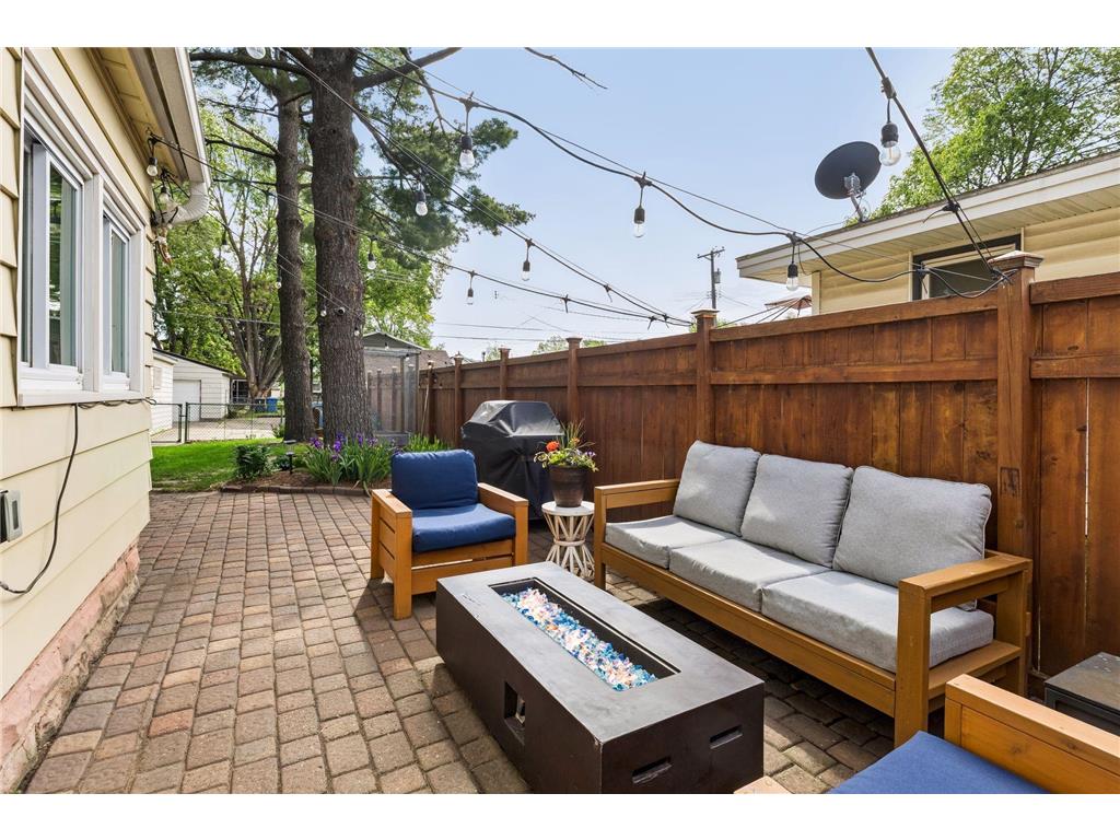 719 Quincy Street NE Minneapolis MN 55413 7076806 image38