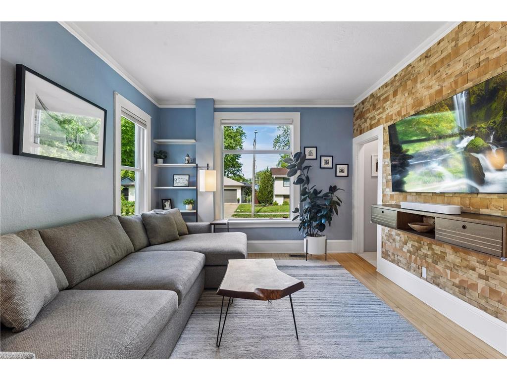 719 Quincy Street NE Minneapolis MN 55413 7076806 image8