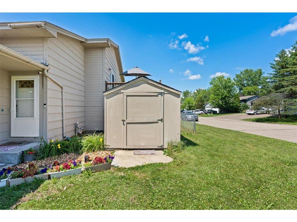 7194 Upper 17th Street N Oakdale MN 55128 7107334 image21