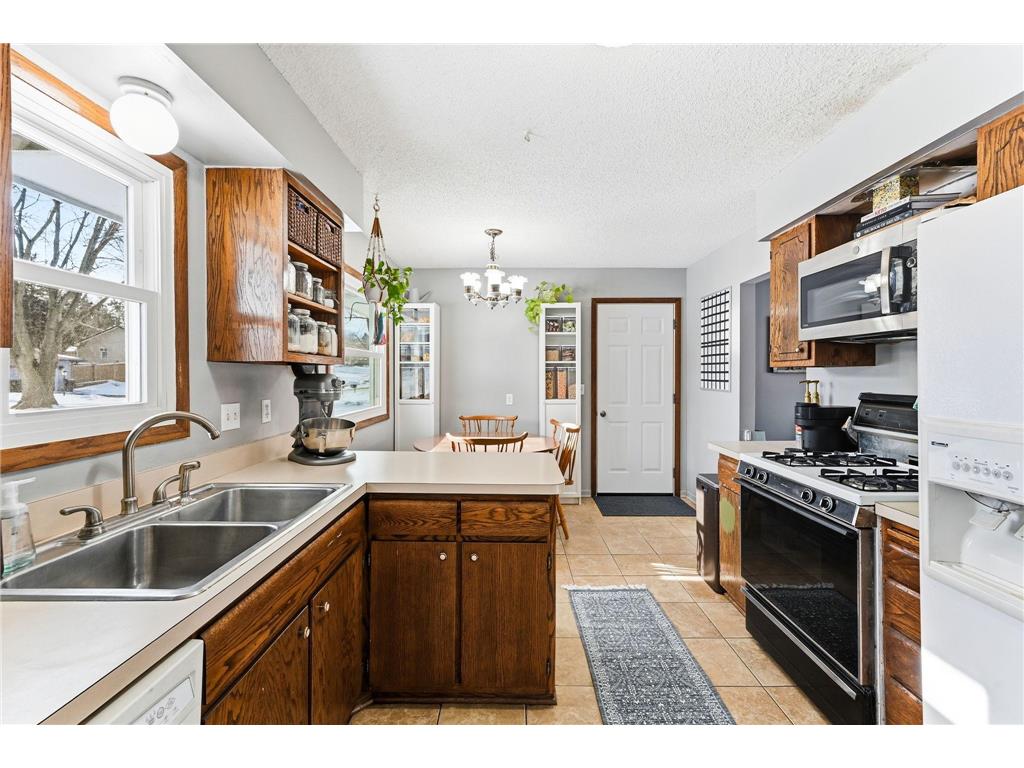 7195 168th Street W Lakeville MN 55068 7010308 image3