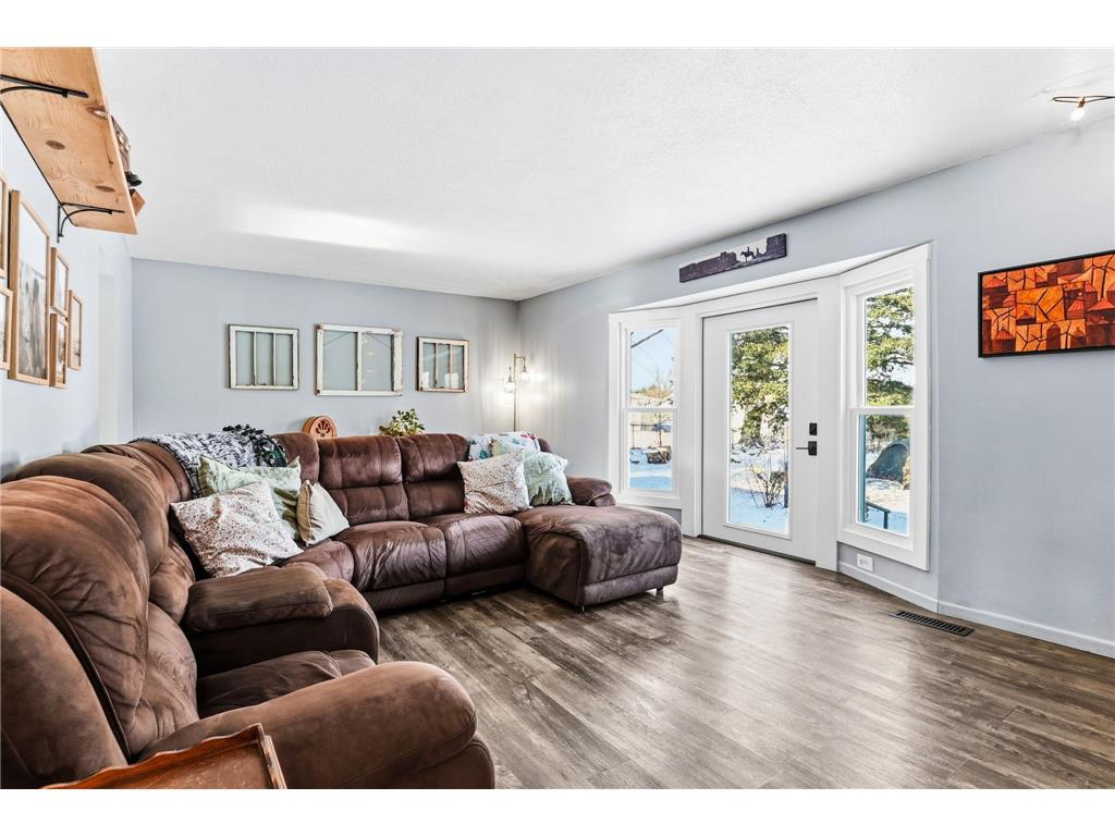 7195 168th Street W Lakeville MN 55068 7010308 image7