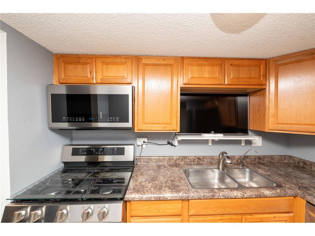 7196 72nd Lane N #227 Brooklyn Park MN 55428 7082766 image2