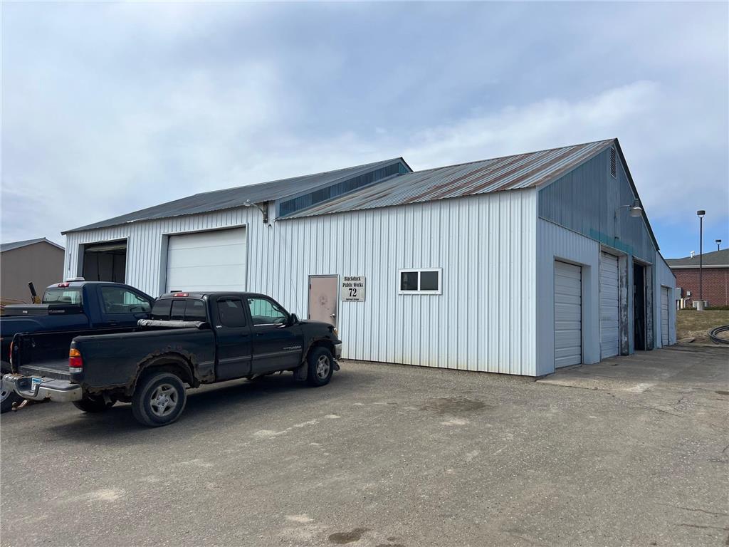 72 Railroad Avenue SE, Blackduck, MN, 56630 MLS 6355808 Edina Realty