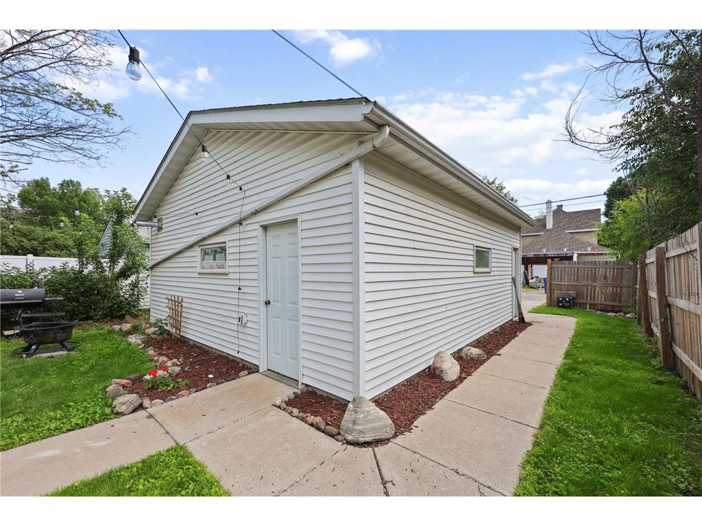 720 10th Avenue N Saint Cloud MN 56303 7098453 image4
