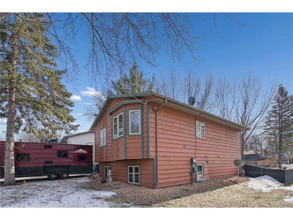 720 12th Street N Sauk Rapids MN 56379 7025843 image1