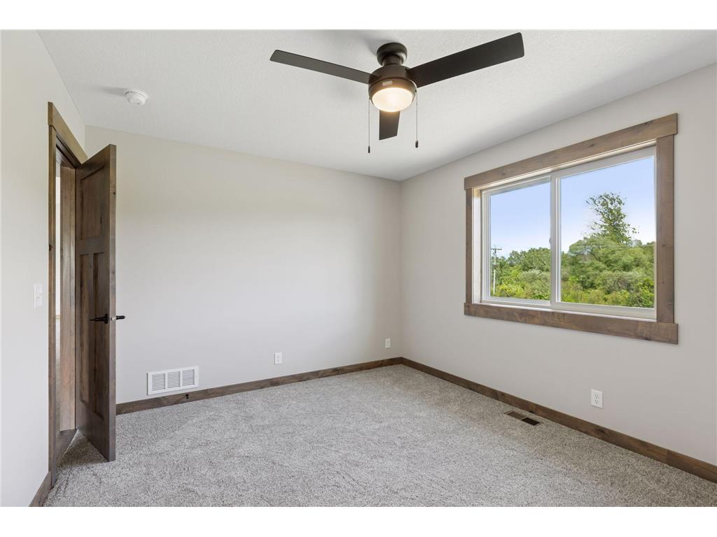 720 165th Street Hammond WI 54015 6797352 image17