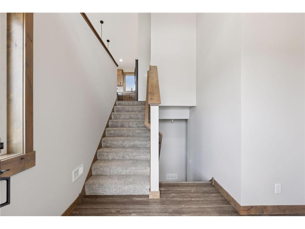 720 165th Street Hammond WI 54015 6797352 image24