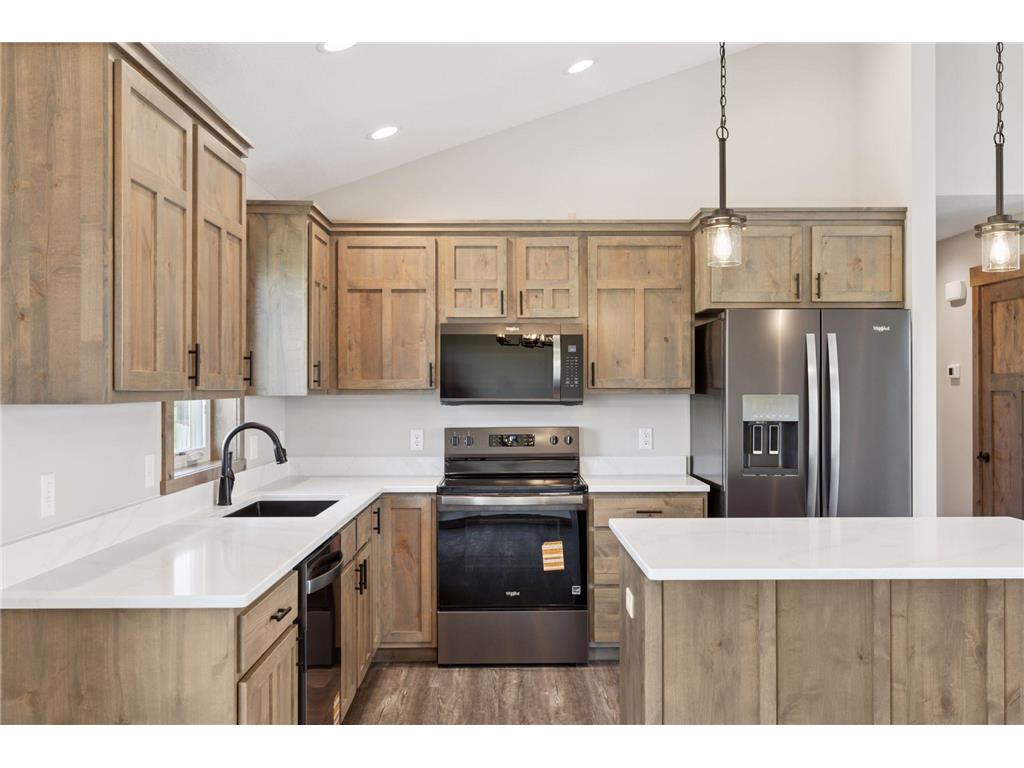 720 165th Street Hammond WI 54015 6797352 image5