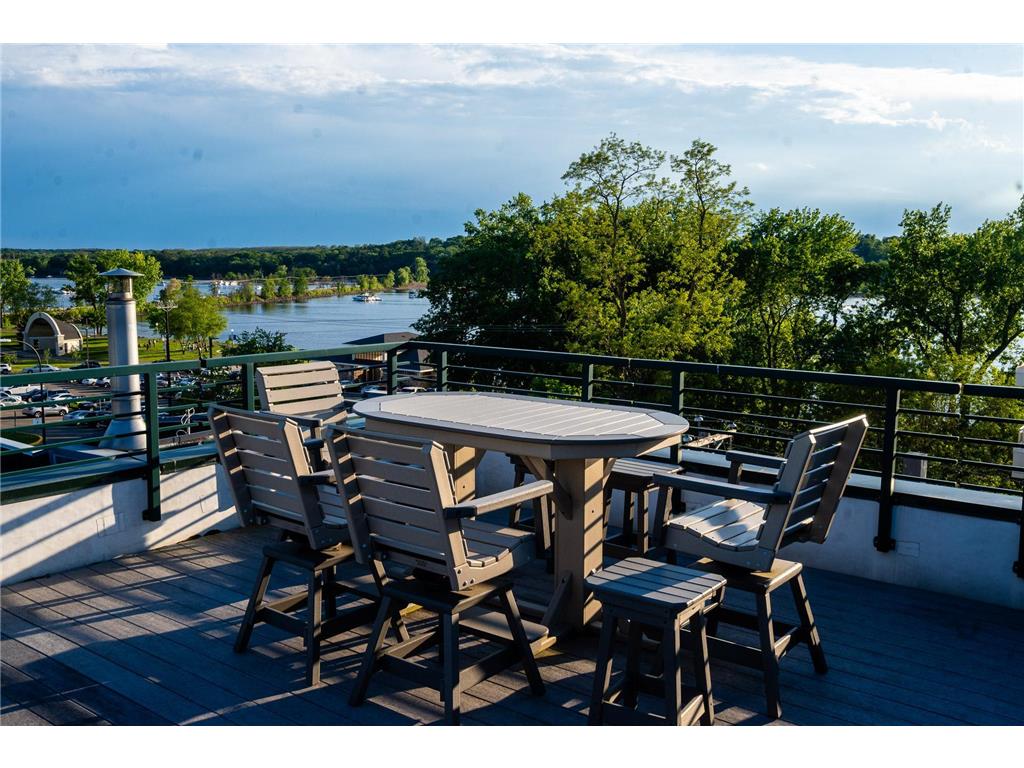 720 1st Street #1N Hudson WI 54016 - St Croix River 7079088 image34