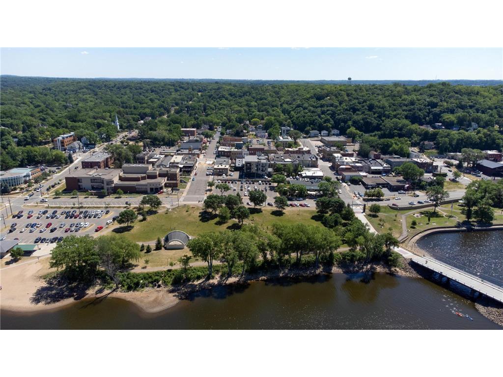 720 1st Street #1N Hudson WI 54016 - St Croix River 7079088 image39