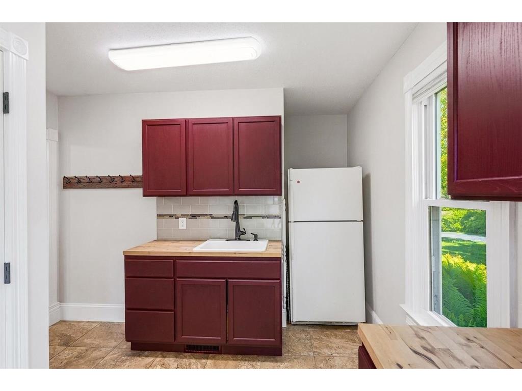 720 1st Street N Waterville MN 56096 7059353 image21