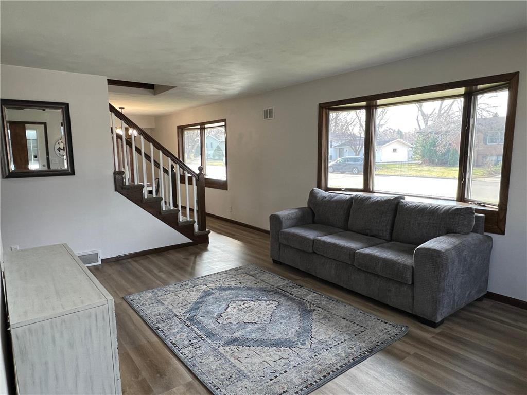 720 22nd Street NE Owatonna MN 55060 7048303 image10