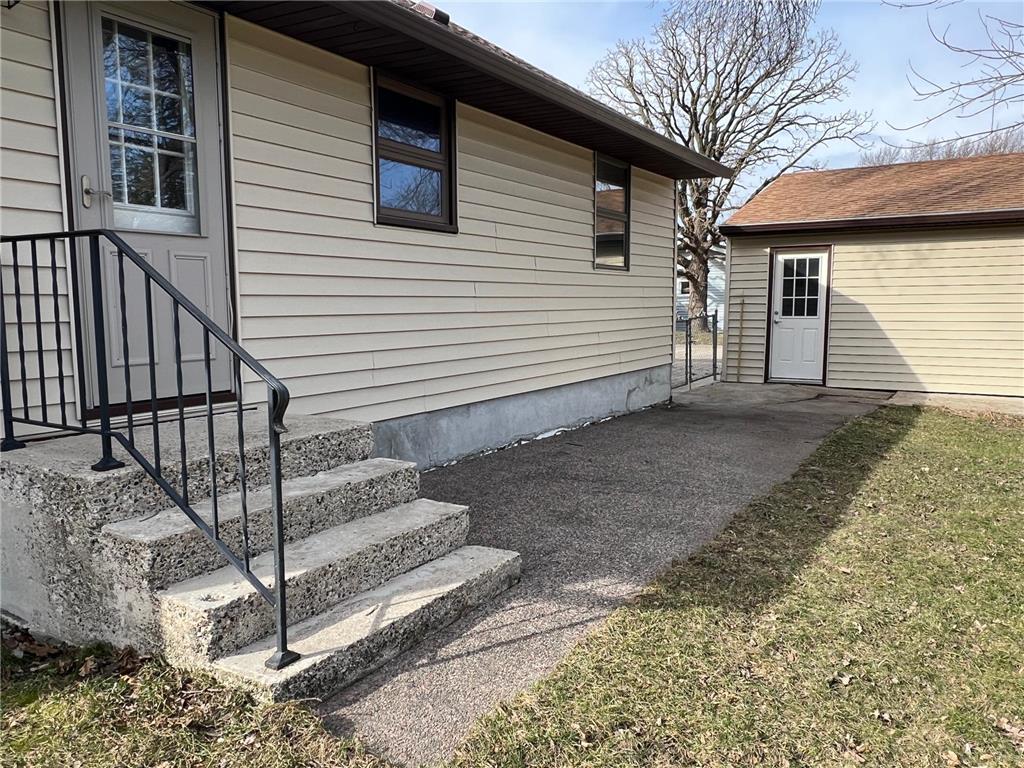 720 22nd Street NE Owatonna MN 55060 7048303 image6