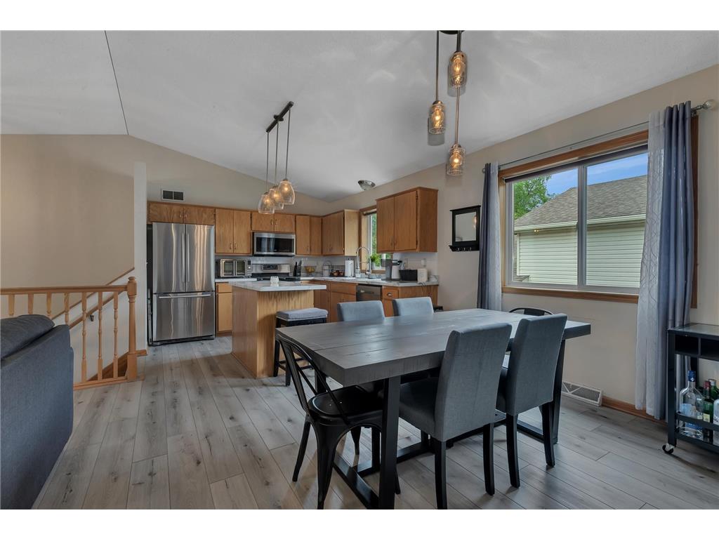720 31st Avenue N Saint Cloud MN 56303 6383360 image1