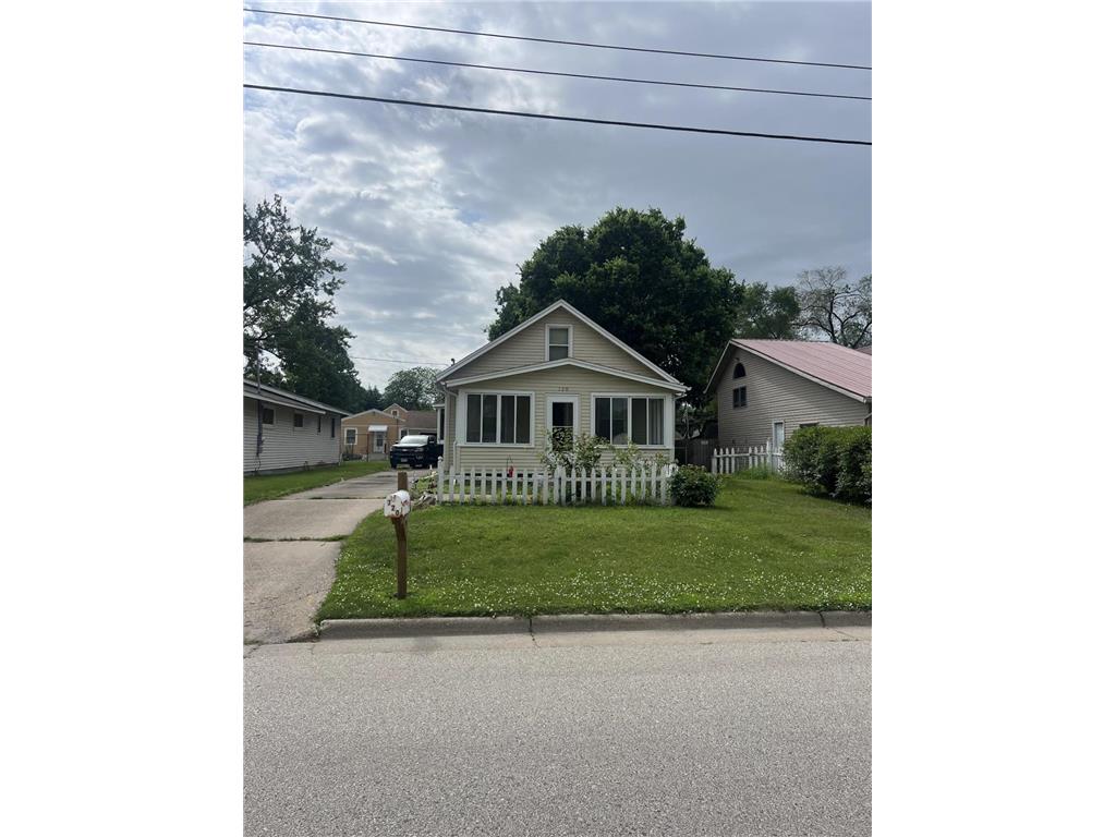 720 44th Avenue Goodview MN 55987 6746194 image1