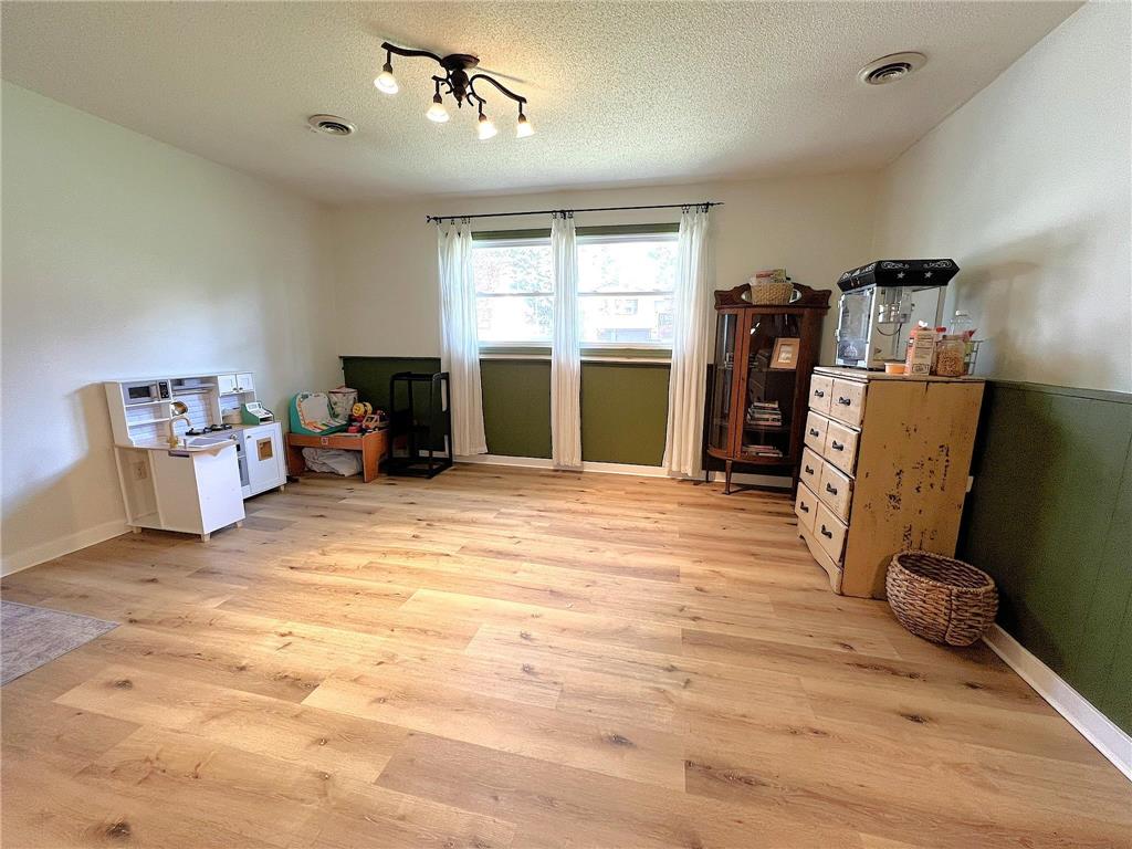 720 4th Avenue NW Plainview MN 55964 7073116 image9