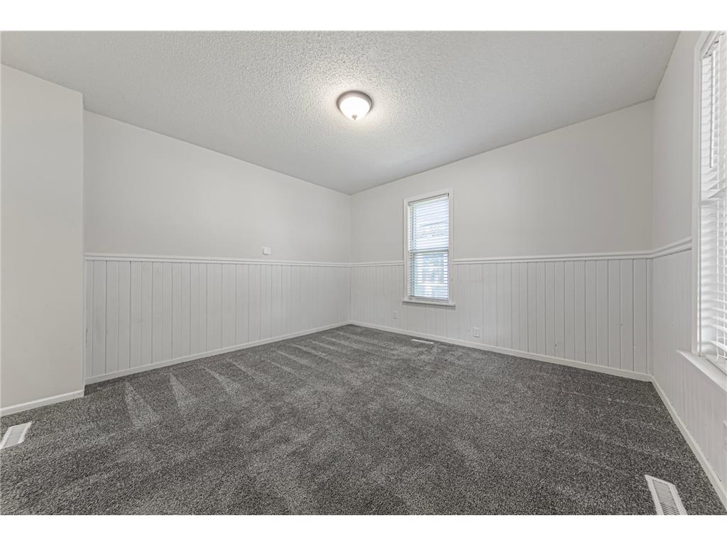 720 8th Avenue NW Faribault MN 55021 7094340 image21