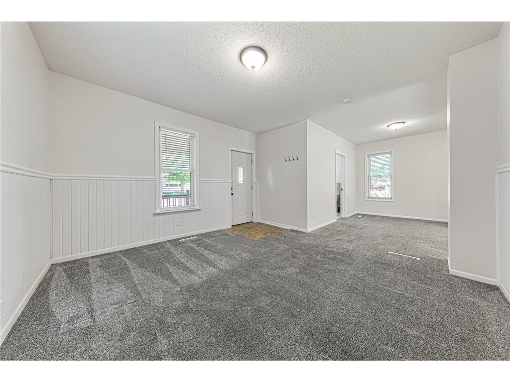 720 8th Avenue NW Faribault MN 55021 7094340 image23