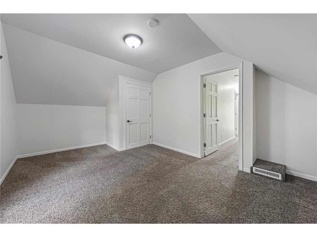 720 8th Avenue NW Faribault MN 55021 7094340 image29