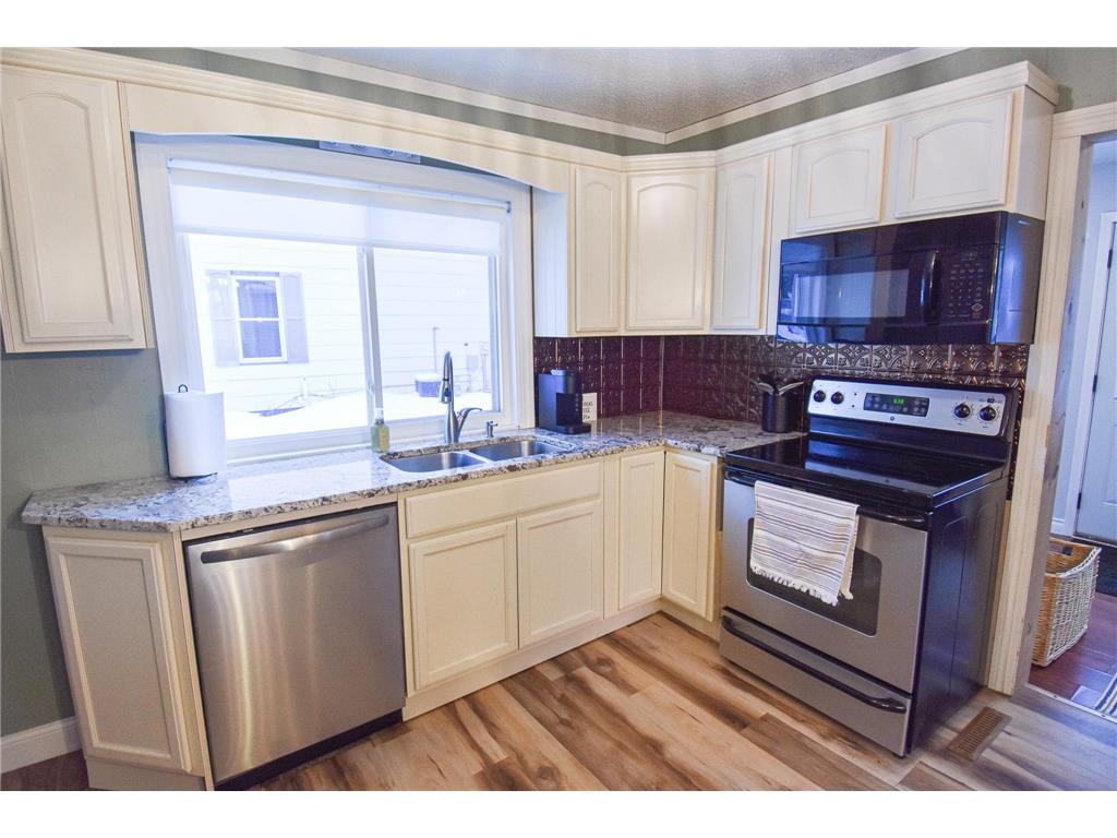 720 Arnold Avenue N Thief River Falls MN 56701 7032672 image16