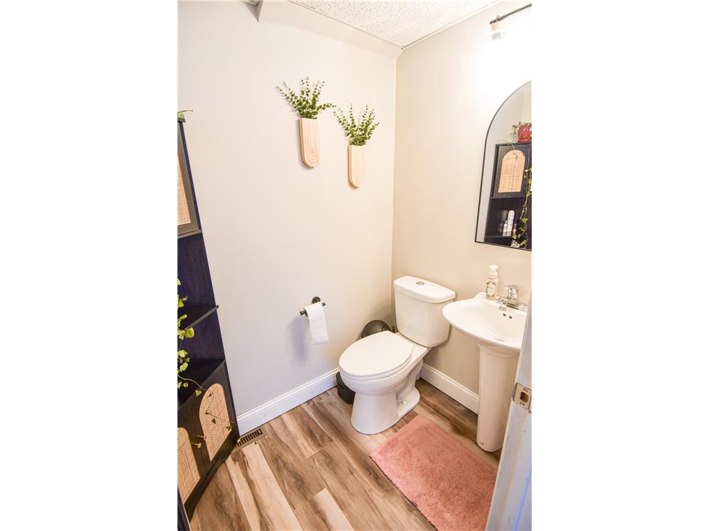 720 Arnold Avenue N Thief River Falls MN 56701 7032672 image23