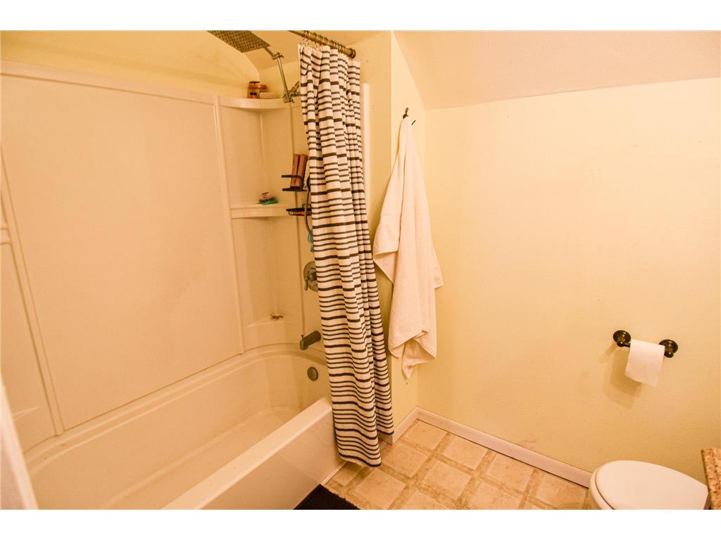 720 Arnold Avenue N Thief River Falls MN 56701 7032672 image33
