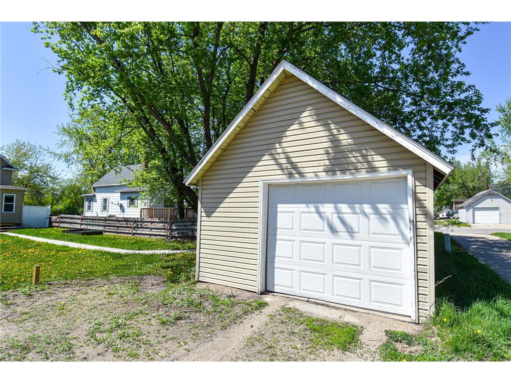 720 Arnold Avenue N Thief River Falls MN 56701 7032672 image45