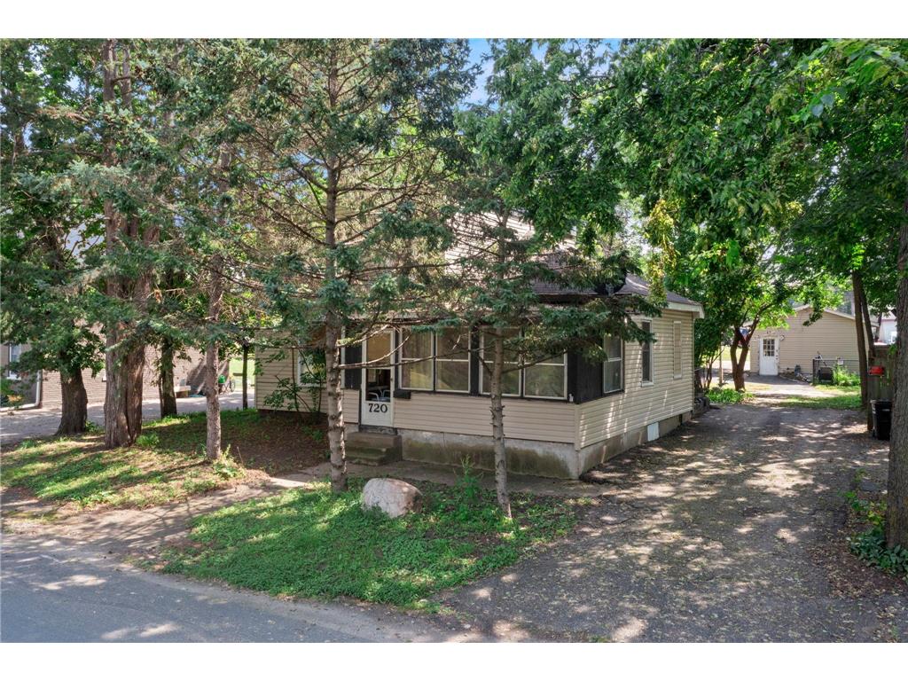 720 Bluff Avenue E Shakopee MN 55379 6780238 image1