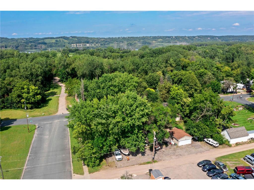 720 Bluff Avenue E Shakopee MN 55379 6780238 image17