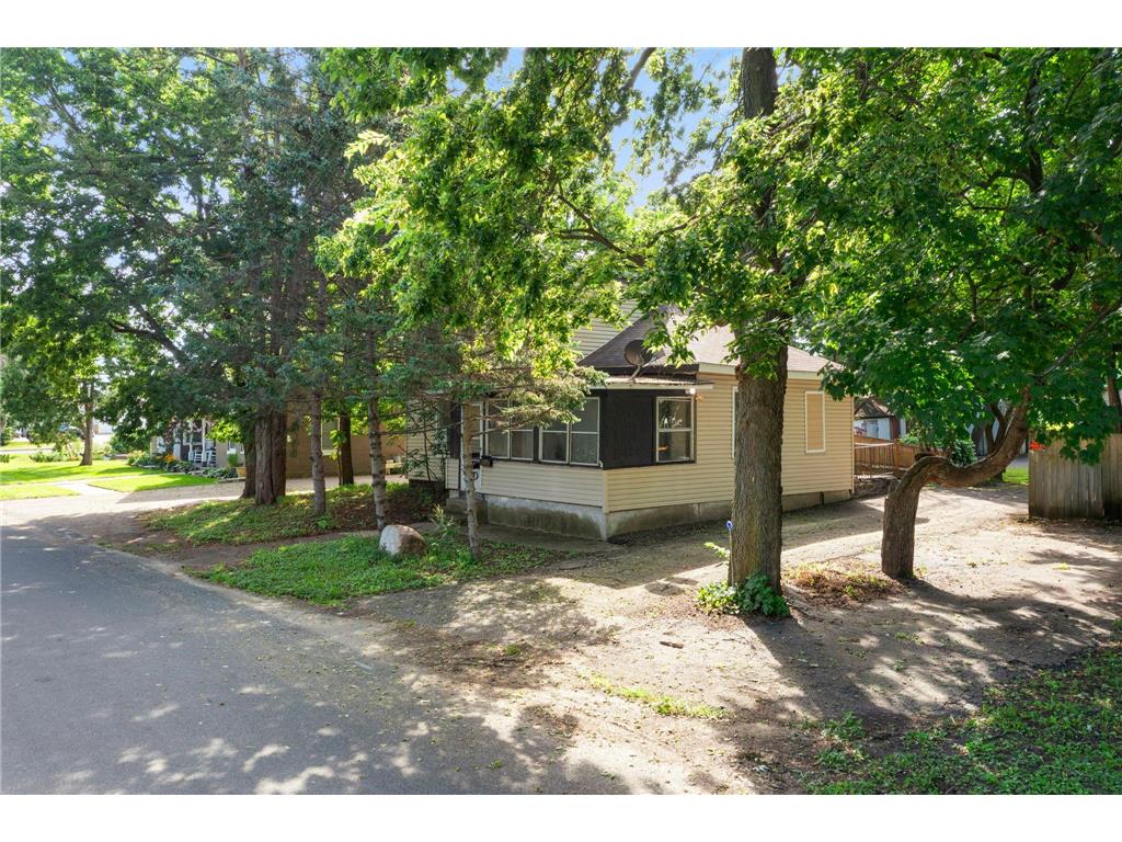 720 Bluff Avenue E Shakopee MN 55379 6780238 image32