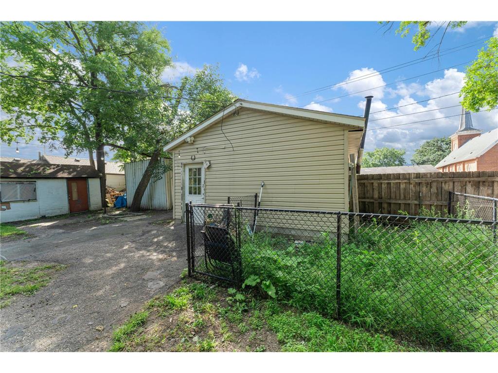 720 Bluff Avenue E Shakopee MN 55379 6780238 image67