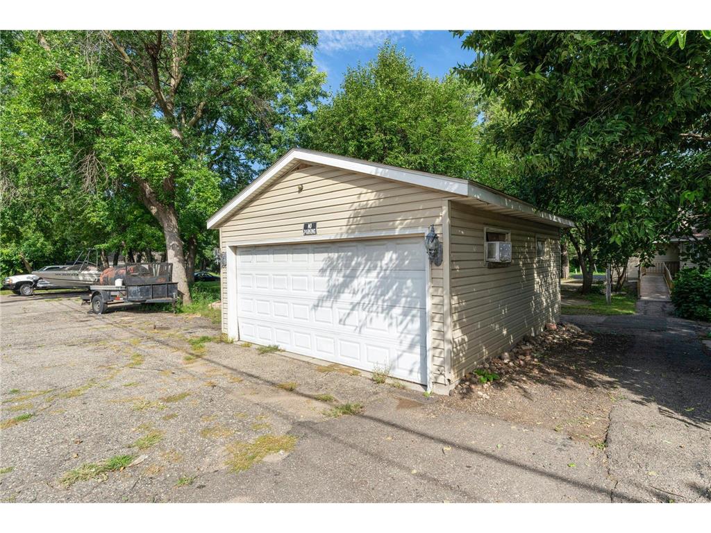720 Bluff Avenue E Shakopee MN 55379 6780238 image69