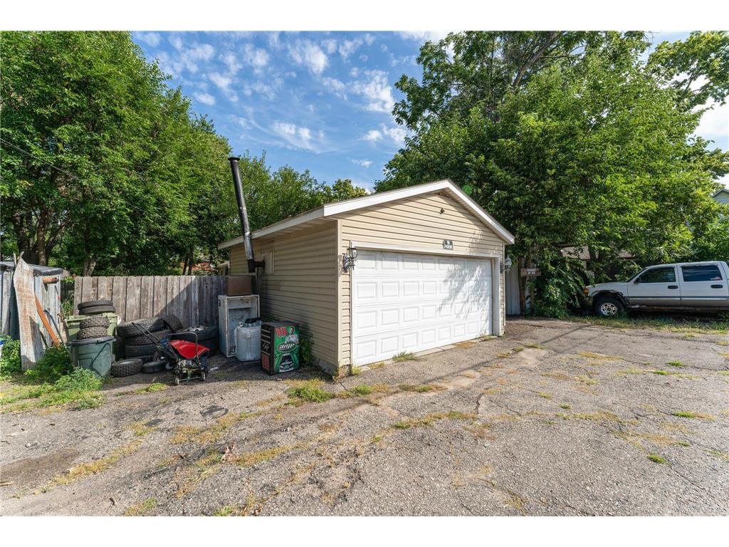 720 Bluff Avenue E Shakopee MN 55379 6780238 image70