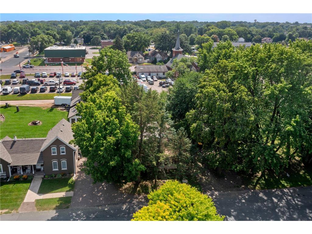 720 Bluff Avenue Shakopee MN 55379 6780412 image1