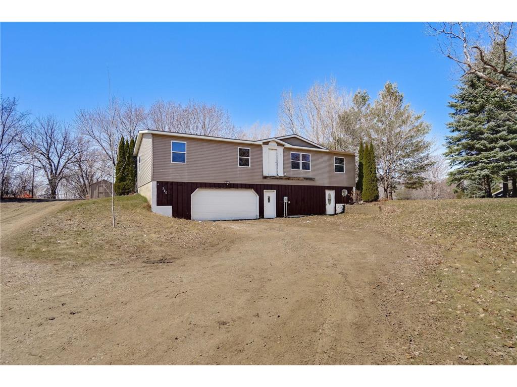 720 Central Avenue S New Prague MN 56071 6700196 image1