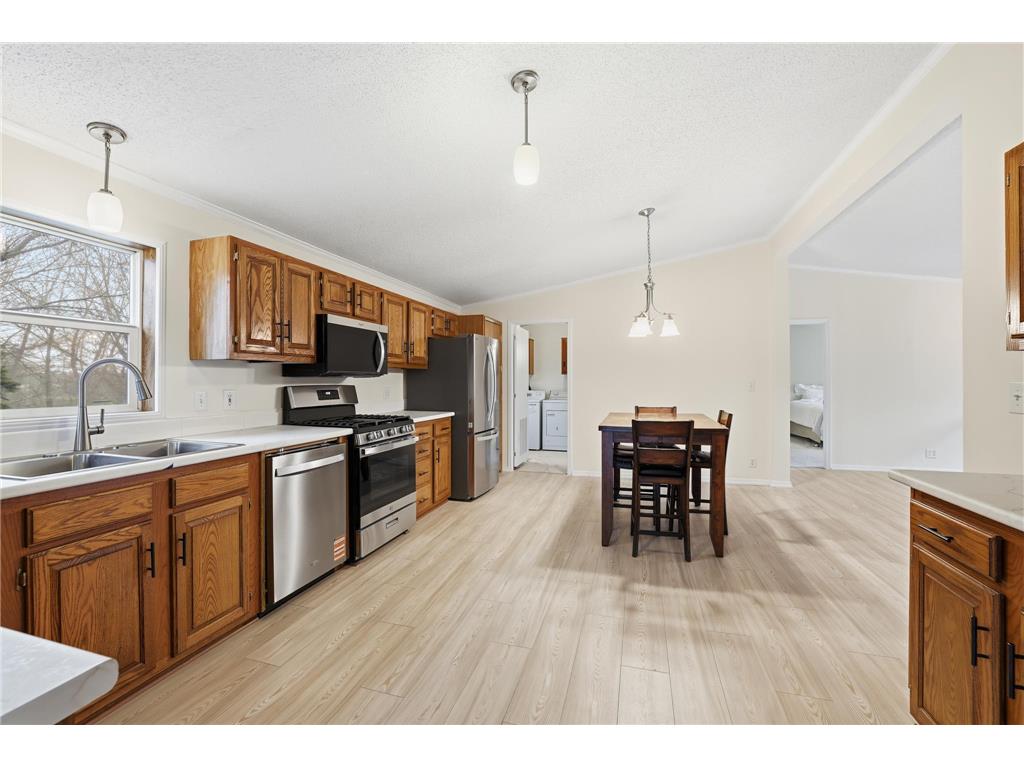 720 Central Avenue S New Prague MN 56071 6820630 image3