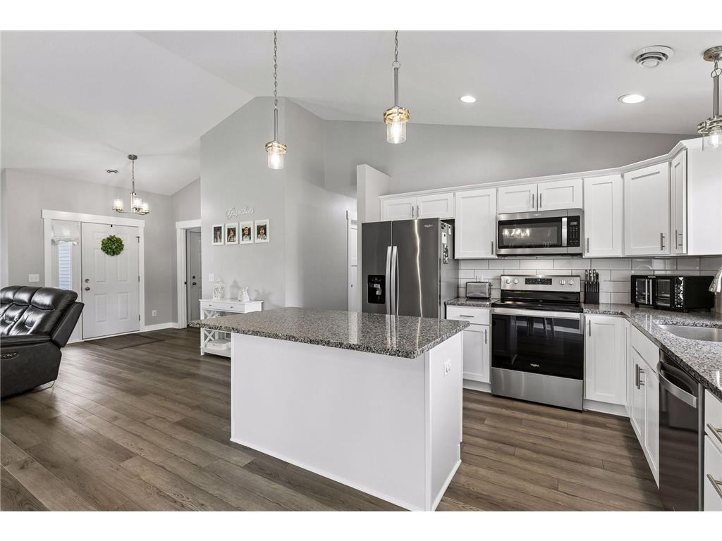 720 Deer Trail Montgomery MN 56069 7077816 image15