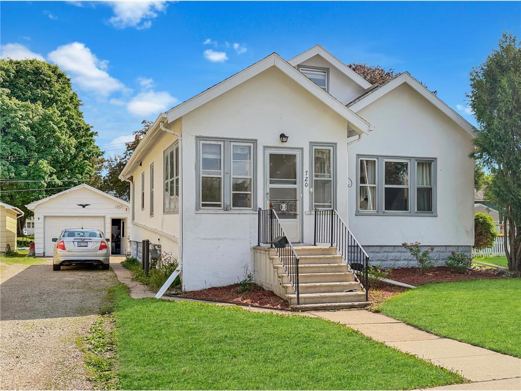 720 E 3rd Street Fairmont MN 56031 7082853 image1