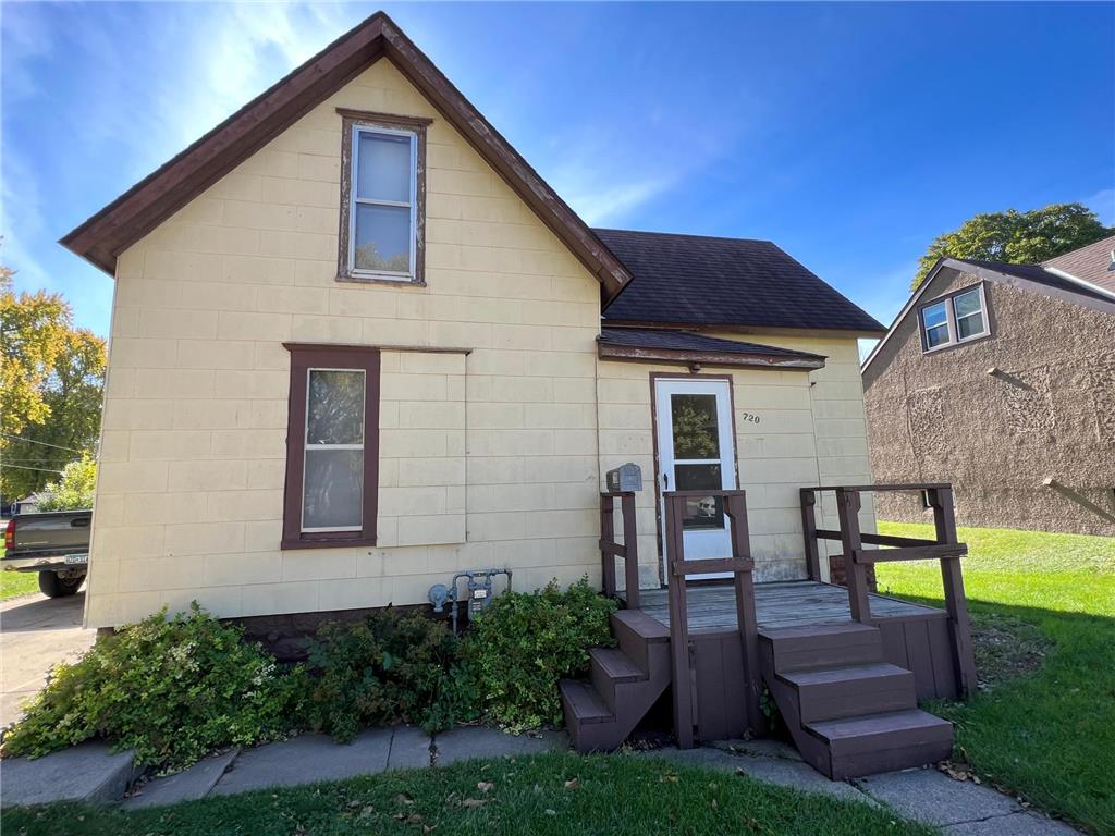 720 E 4th Street Fairmont MN 56031 6449492 image1