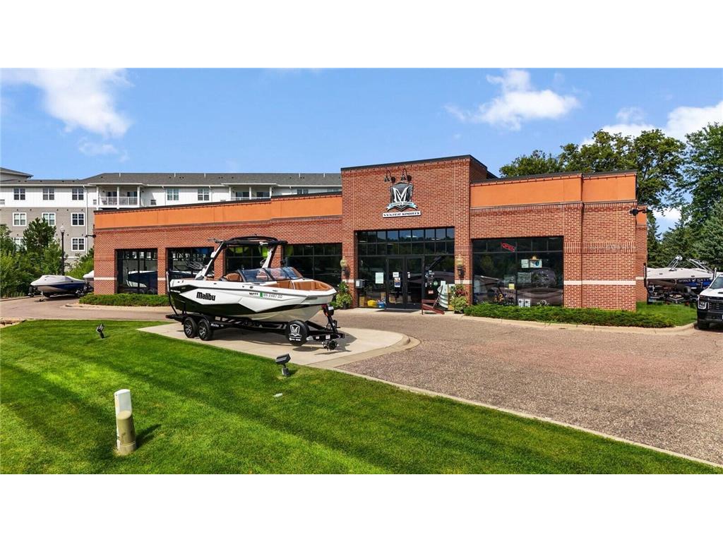 720 Galpin Lake Road Excelsior MN 55331 7016718 image1