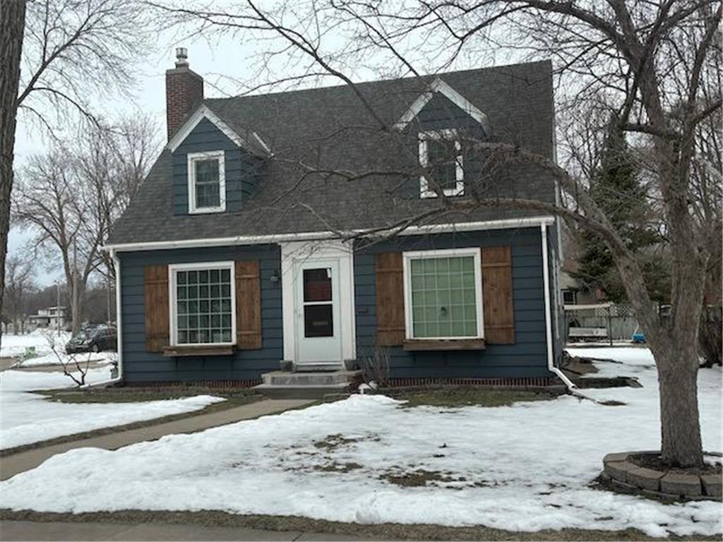 720 Monongalia Avenue SW Willmar MN 56201 6511030 image1