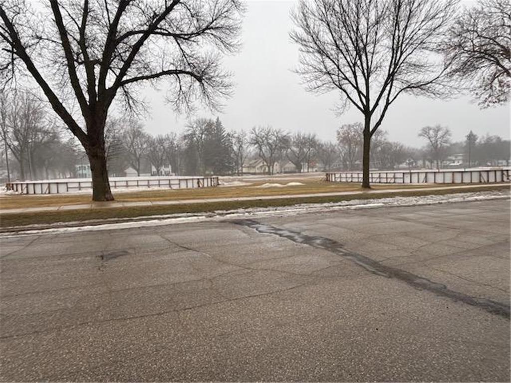 720 Monongalia Avenue SW Willmar MN 56201 7030330 image6