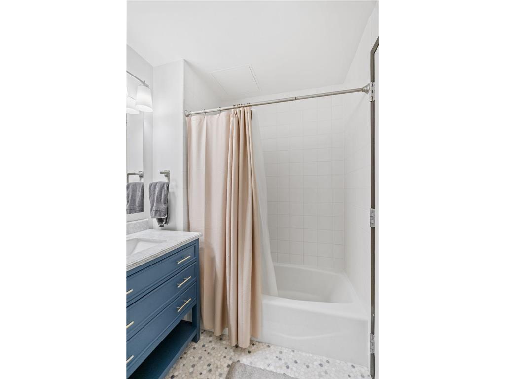 720 N 4th Street #213 Minneapolis MN 55401 7013644 image13