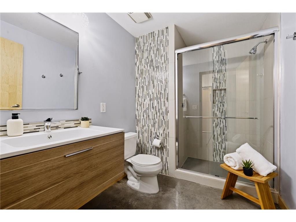 720 N 4th Street #703 Minneapolis MN 55401 7079499 image28