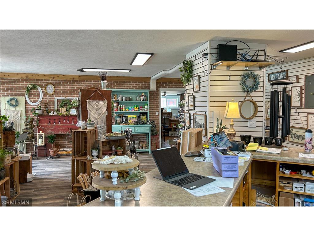 720 N Broadway Street Spring Valley MN 55975 6714398 image12