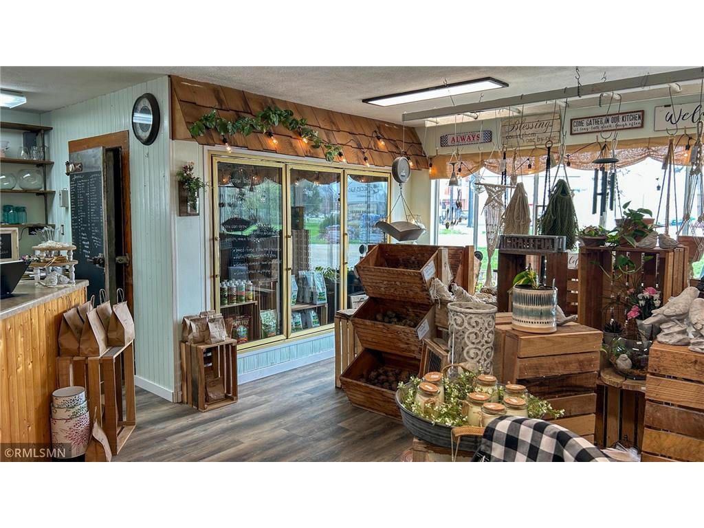 720 N Broadway Street Spring Valley MN 55975 6714398 image13