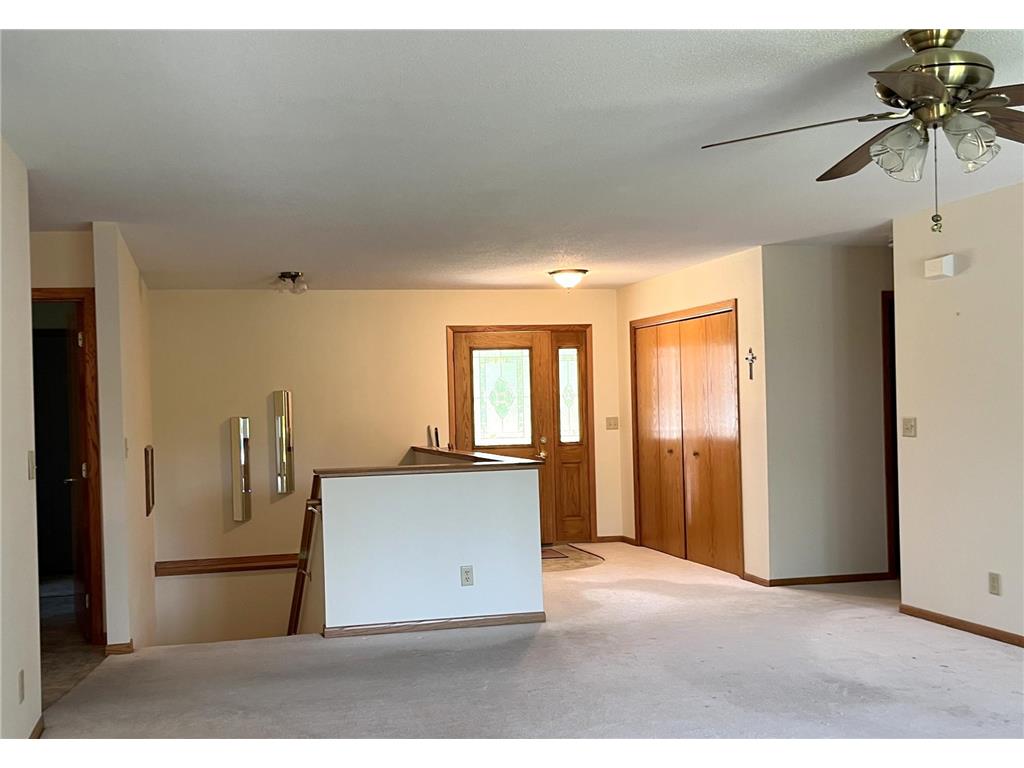 720 Plum Avenue Windom MN 56101 6771812 image2