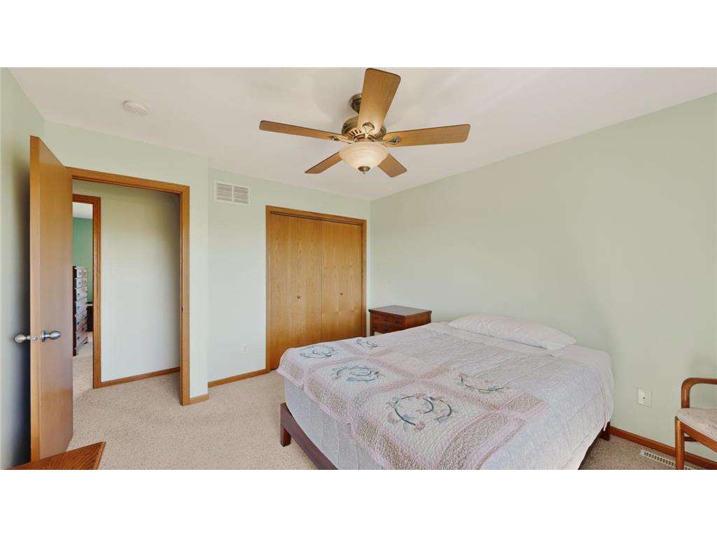 720 Riverwood Court Elgin MN 55932 7069048 image28