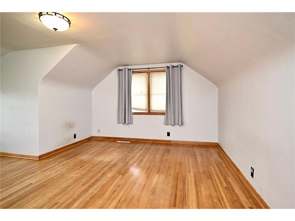 720 S Badger Street Caledonia MN 55921 6788843 image15