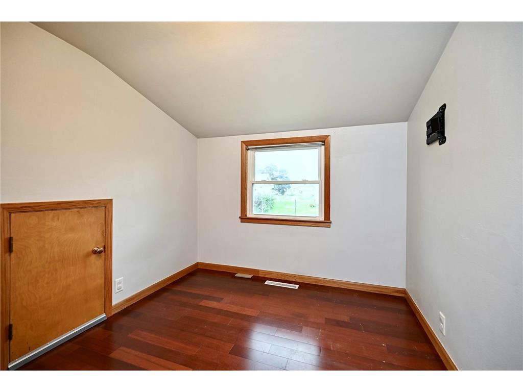 720 S Badger Street Caledonia MN 55921 6788843 image19